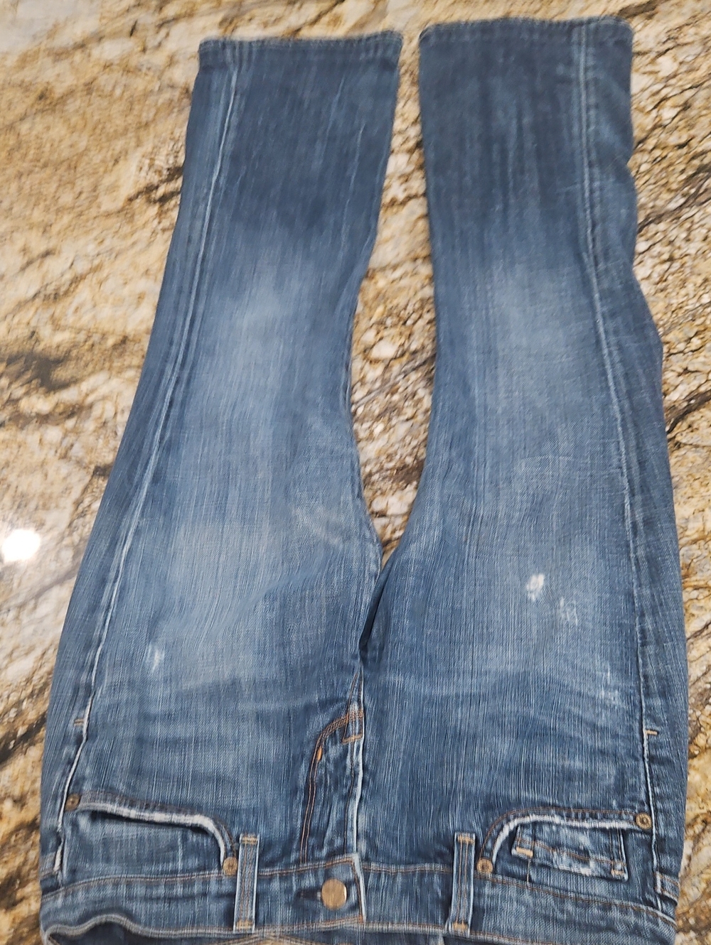 Citizens Of Humanity Women's Blue Washed Jeans. Size 28 Inseam 29.5" Rise 7.5"